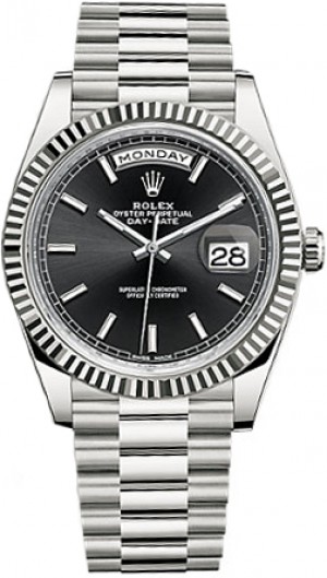 Rolex Day-Date 40 Orologio d'oro bianco 228239