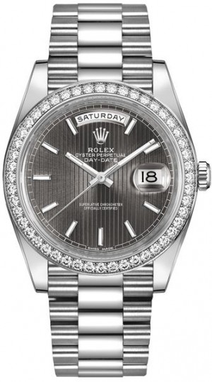 Rolex Day-Date 40 Orologio da uomo con quadrante in rodio scuro 228349RBR